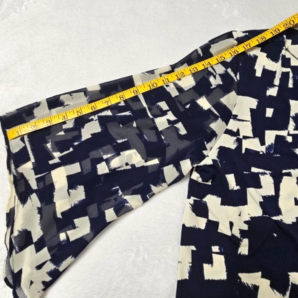 EUC Alfani blouse navy blue & off-white artsy pattern w/detachable necklace XL - Picture 12 of 12